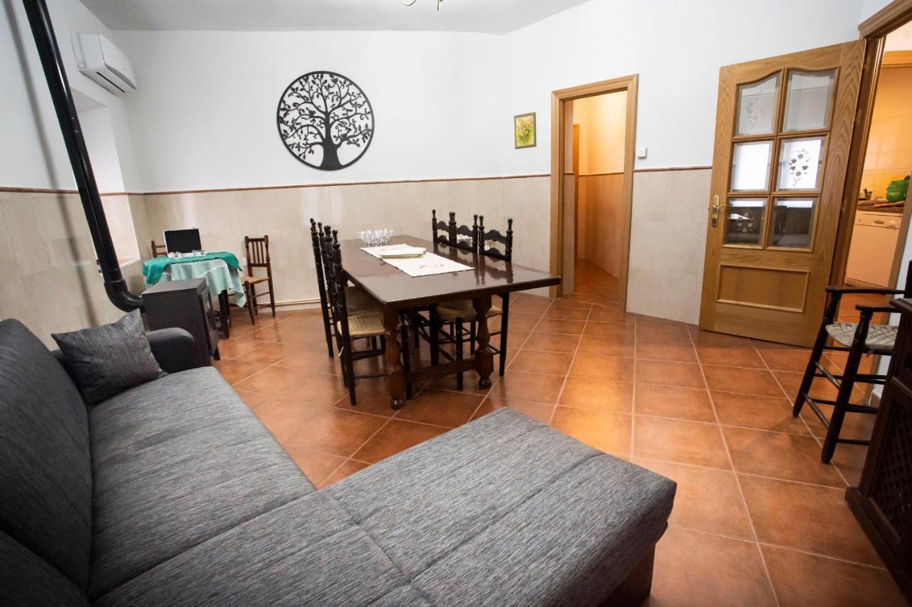 Casa Rural Abuela Andrea Almonacid de Toledo المظهر الخارجي الصورة