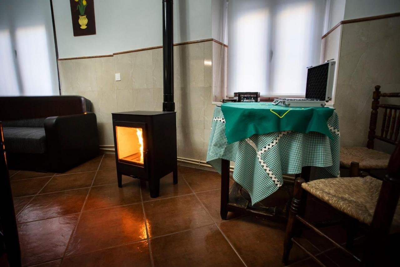 Casa Rural Abuela Andrea Almonacid de Toledo المظهر الخارجي الصورة