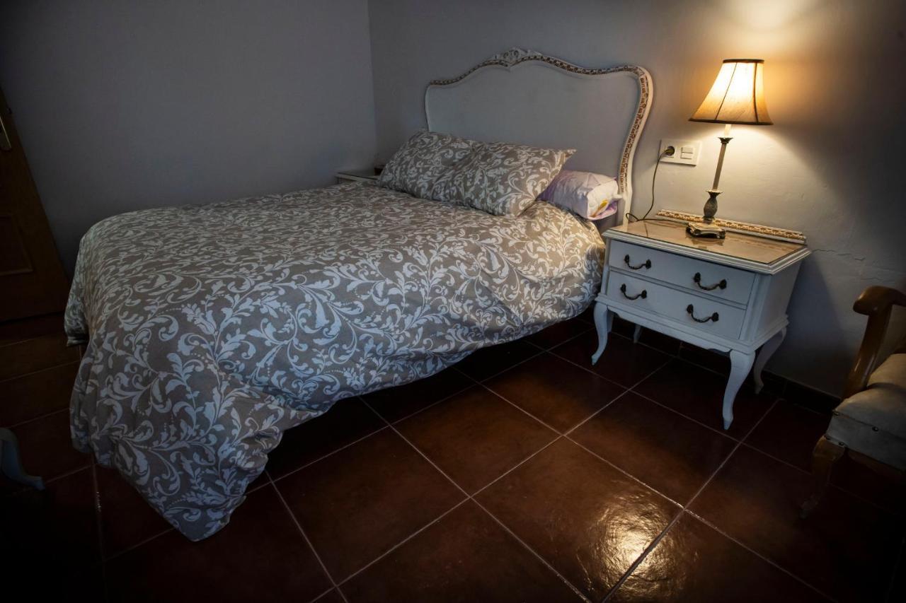 Casa Rural Abuela Andrea Almonacid de Toledo المظهر الخارجي الصورة